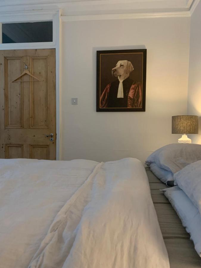 St Martins Bed and Breakfast Londen Buitenkant foto